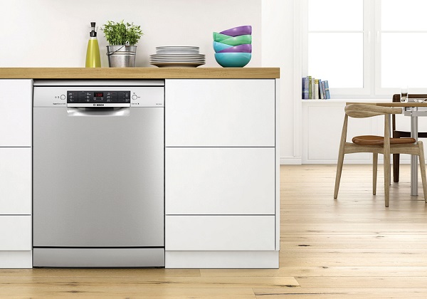 diem danh cac may rua bat bosch 12 bo tot nhat 5