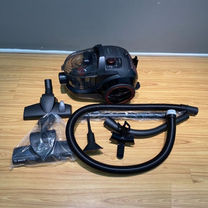 anh may hut bui dang hop bosch bgs21wpow